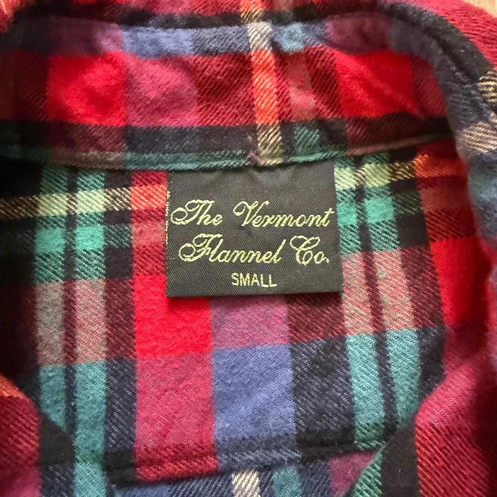 Vermont Flannel Co Plaid Button Down‎ Shirt Mens Small Red Blue Heavy Cotton USA